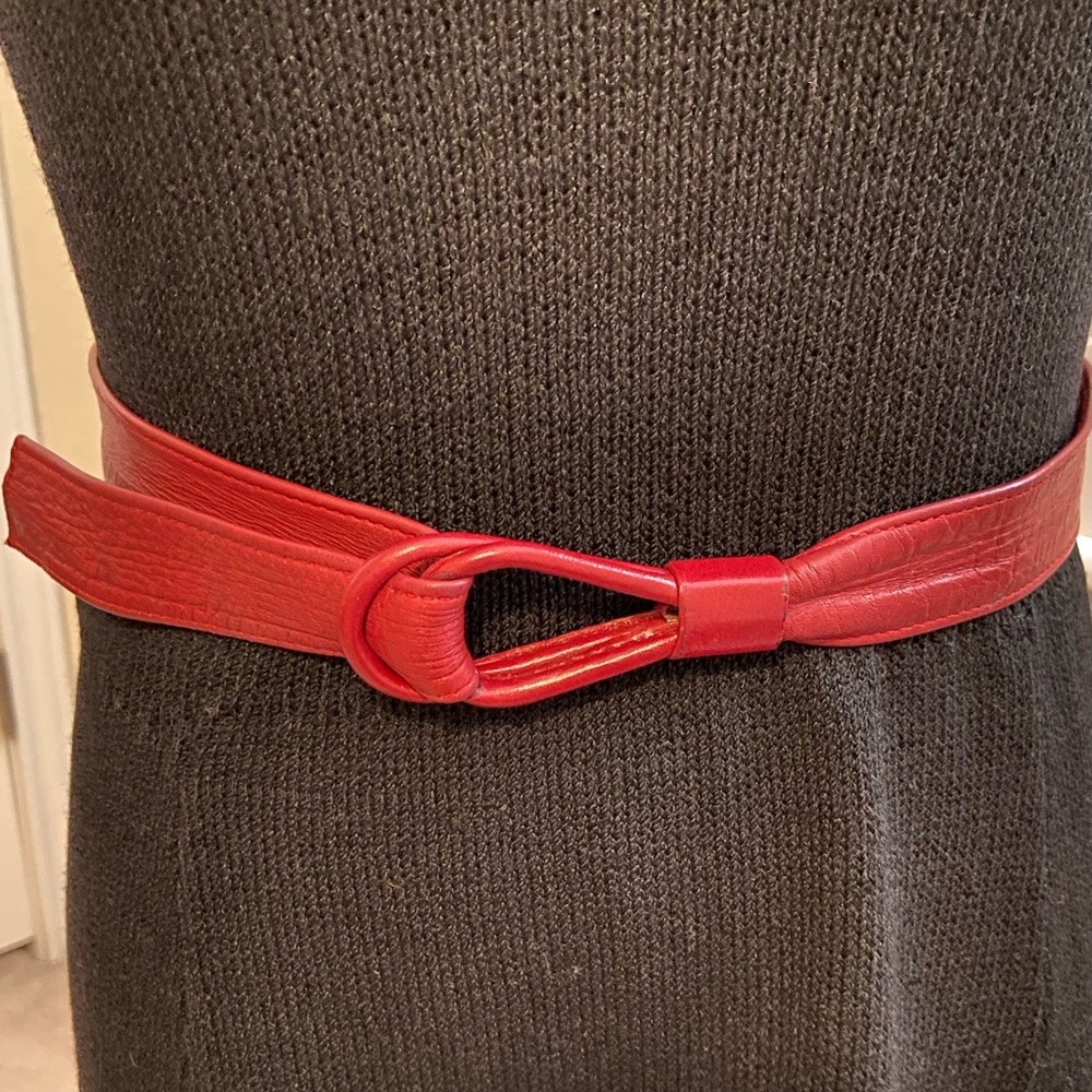 Vintage Morris Moskowitz red leather belt